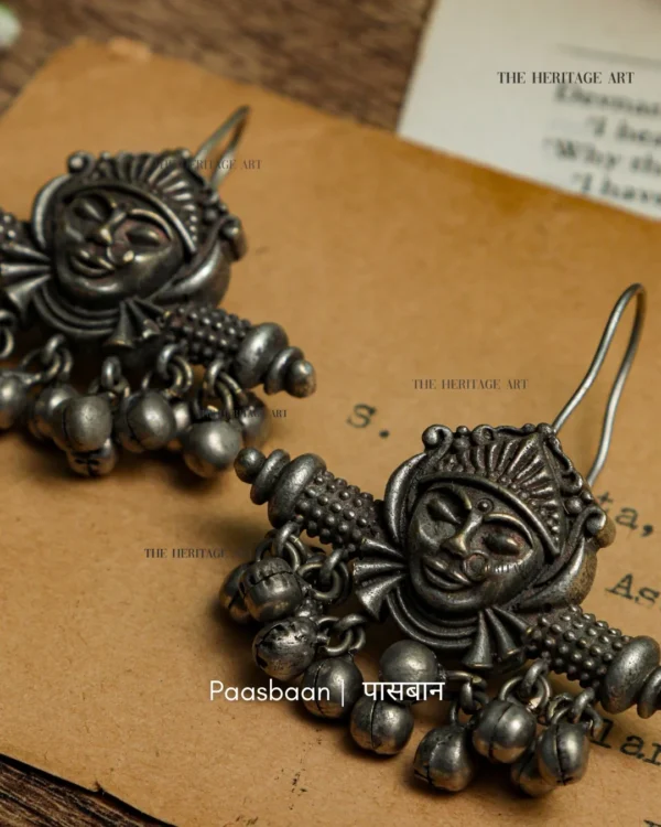 Paasbaan Earrings